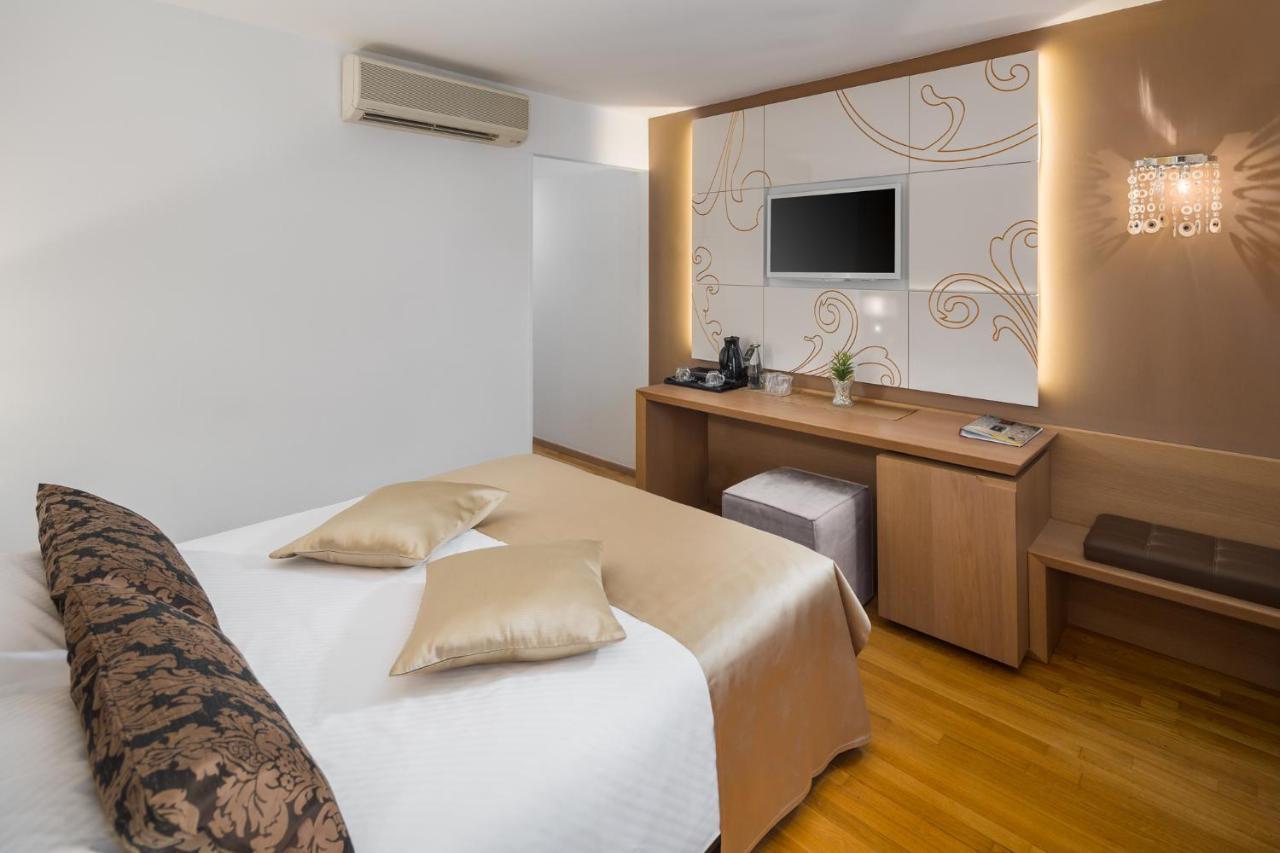 Hotel Cittar Novigrad Istria Exterior foto