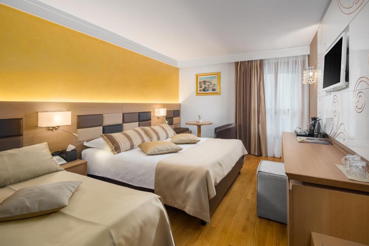 Hotel Cittar Novigrad Istria Exterior foto