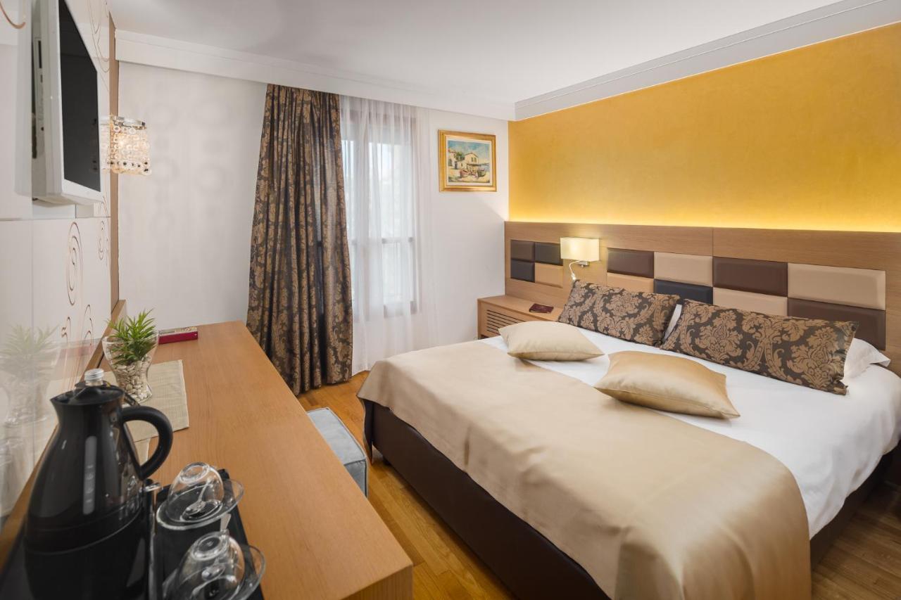 Hotel Cittar Novigrad Istria Exterior foto