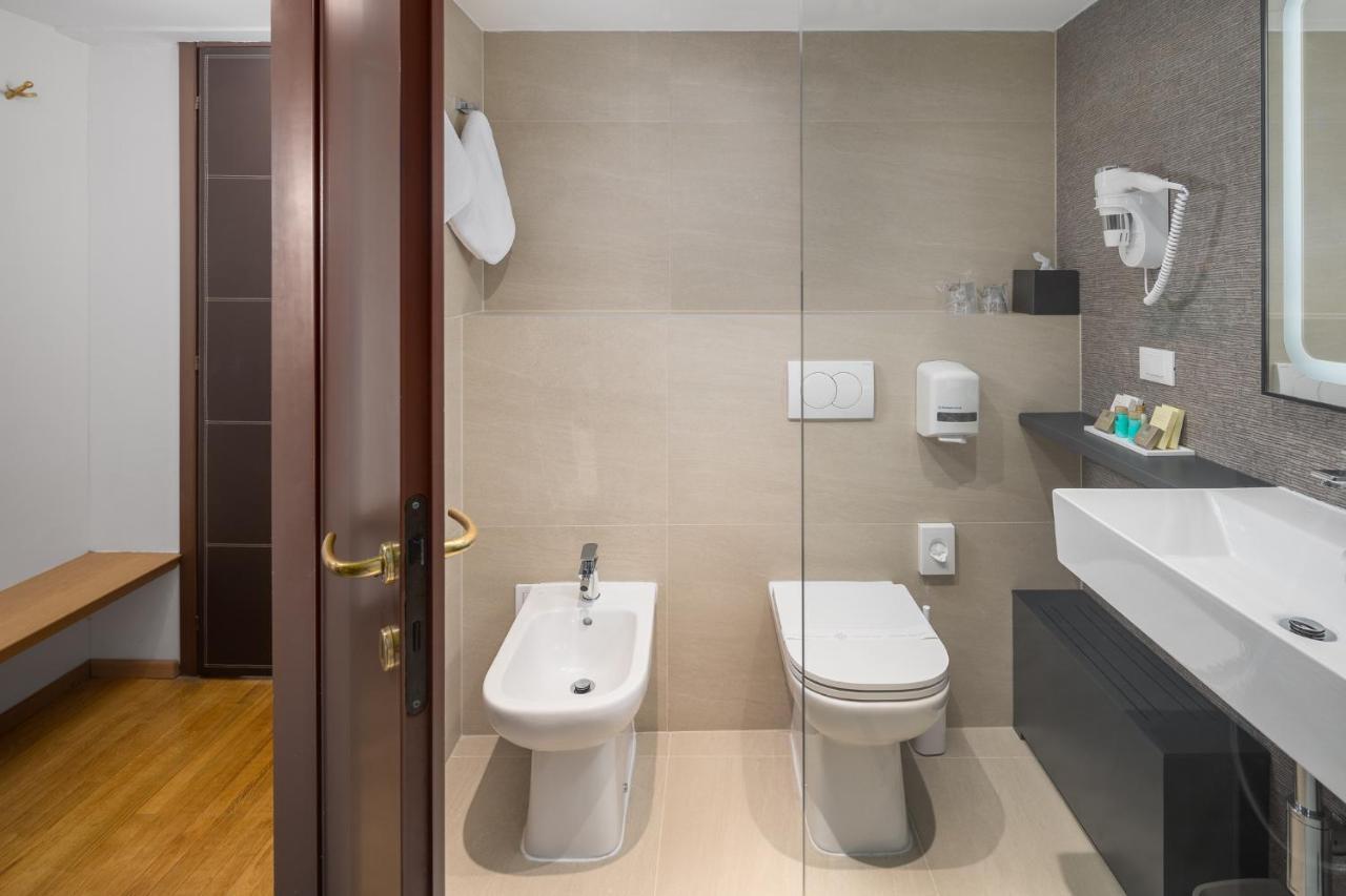 Hotel Cittar Novigrad Istria Exterior foto