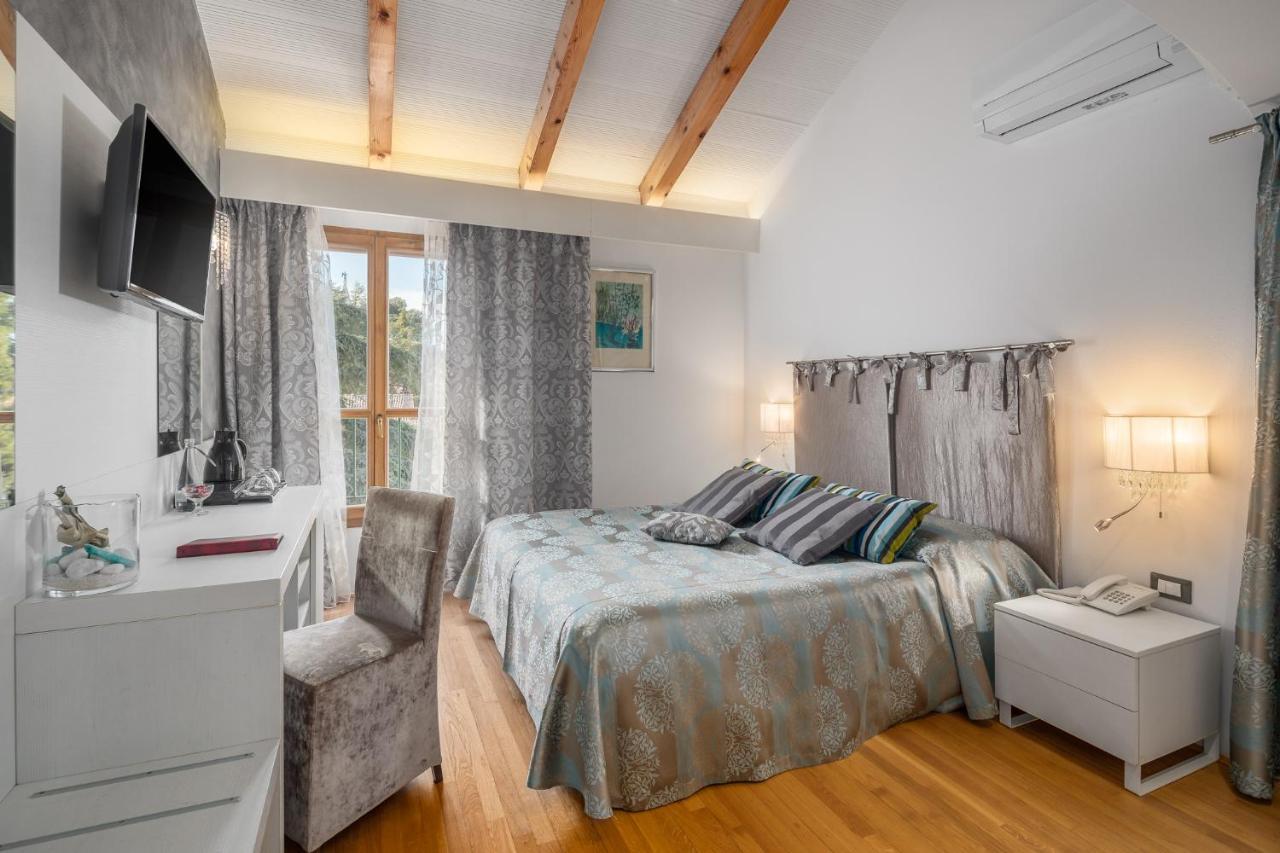 Hotel Cittar Novigrad Istria Exterior foto