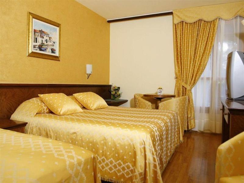 Hotel Cittar Novigrad Istria Exterior foto